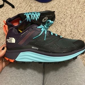 The North Face Women's VECTIV Shoes - Black and Teal